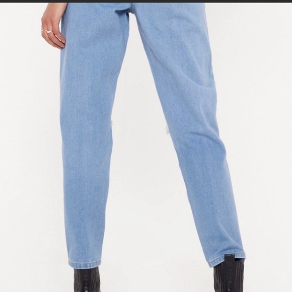 High Waisted Distressed Mom Jeans - Picture 3 of 4